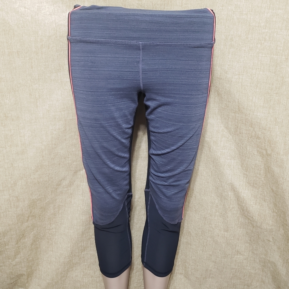 Zella Size S/P Capri Leggings - Picture 9 of 11